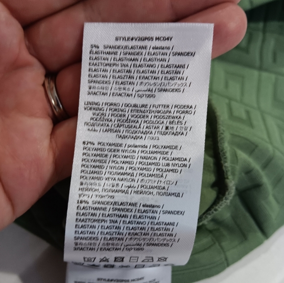 Guess Women's (Size XS) Sage Green Sports Bra with Removable Pads (NWT) - Picture 4 of 10